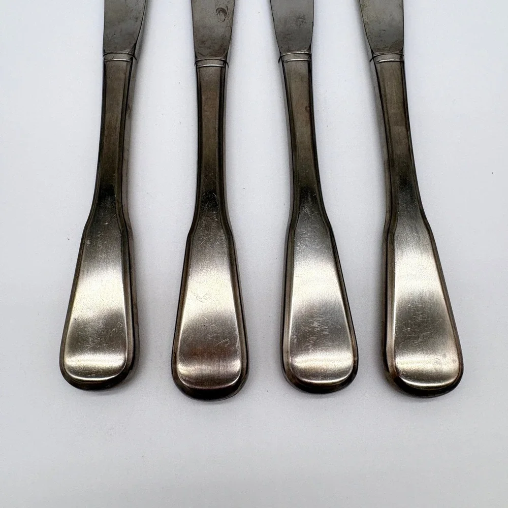 Oneida Deluxe Independence Stainless Steel Set of 4 Dinner Knives